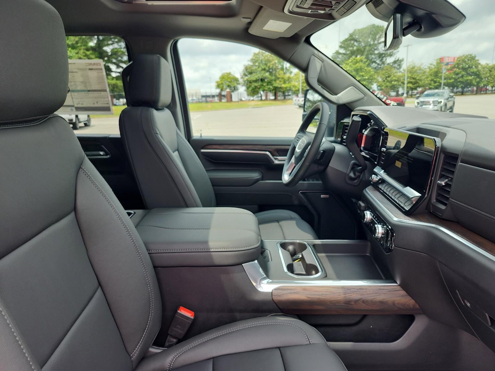 2026 GMC Sierra 2500 HD Crew Cab Standard Box 4-Wheel Drive SLT