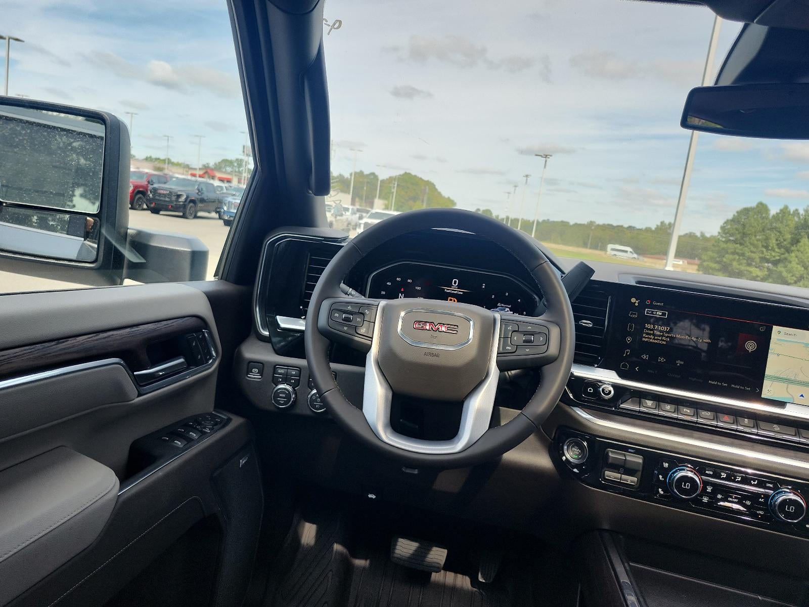2026 GMC Sierra 2500 HD Crew Cab Standard Box 4-Wheel Drive SLT