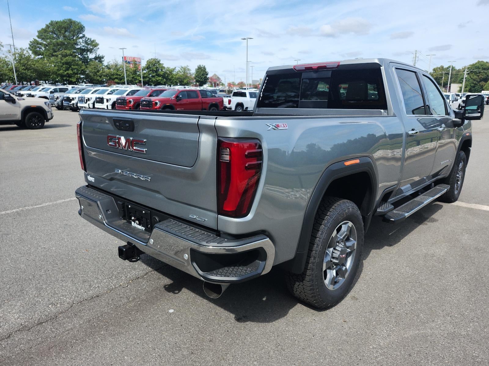 2026 GMC Sierra 2500 HD Crew Cab Standard Box 4-Wheel Drive SLT
