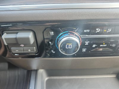 2026 GMC Sierra 2500 HD Crew Cab Standard Box 4-Wheel Drive SLT