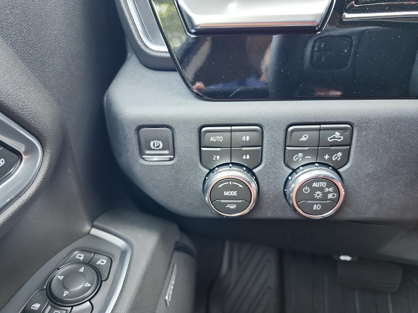 2026 GMC Sierra 2500 HD Crew Cab Standard Box 4-Wheel Drive SLT