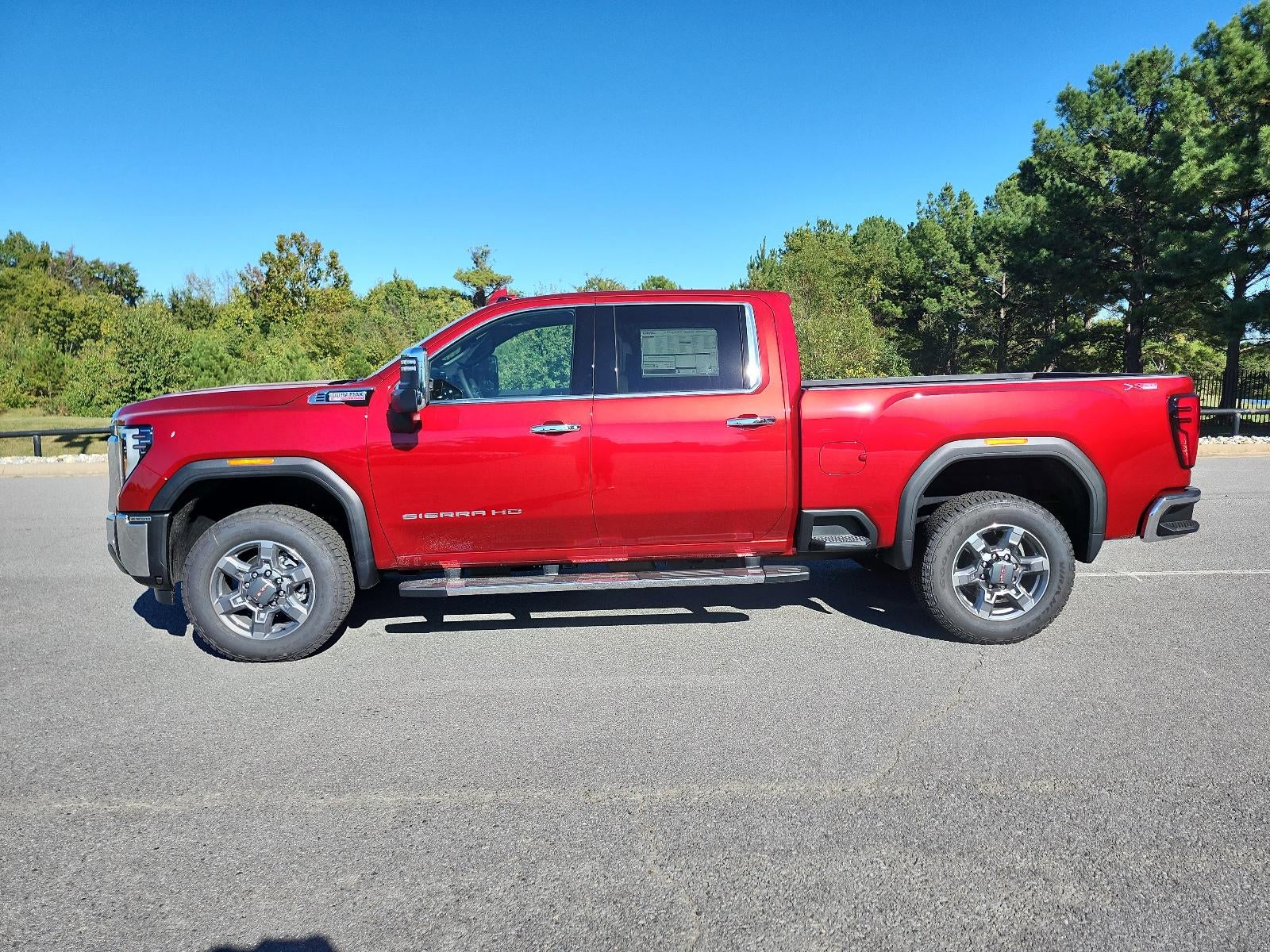 2026 GMC Sierra 2500 HD Crew Cab Standard Box 4-Wheel Drive SLT