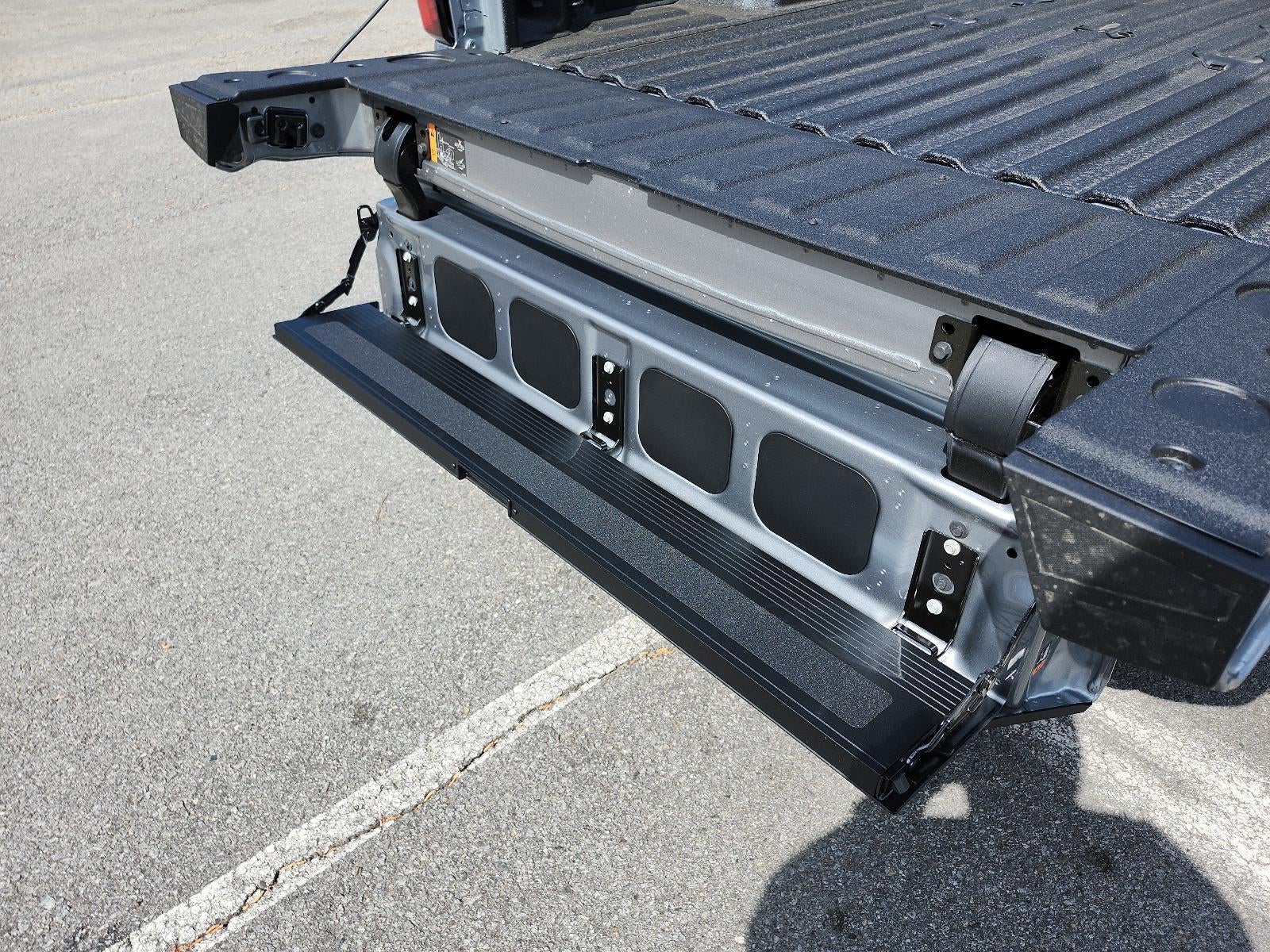 2026 GMC Sierra 2500 HD Crew Cab Standard Box 4-Wheel Drive SLT