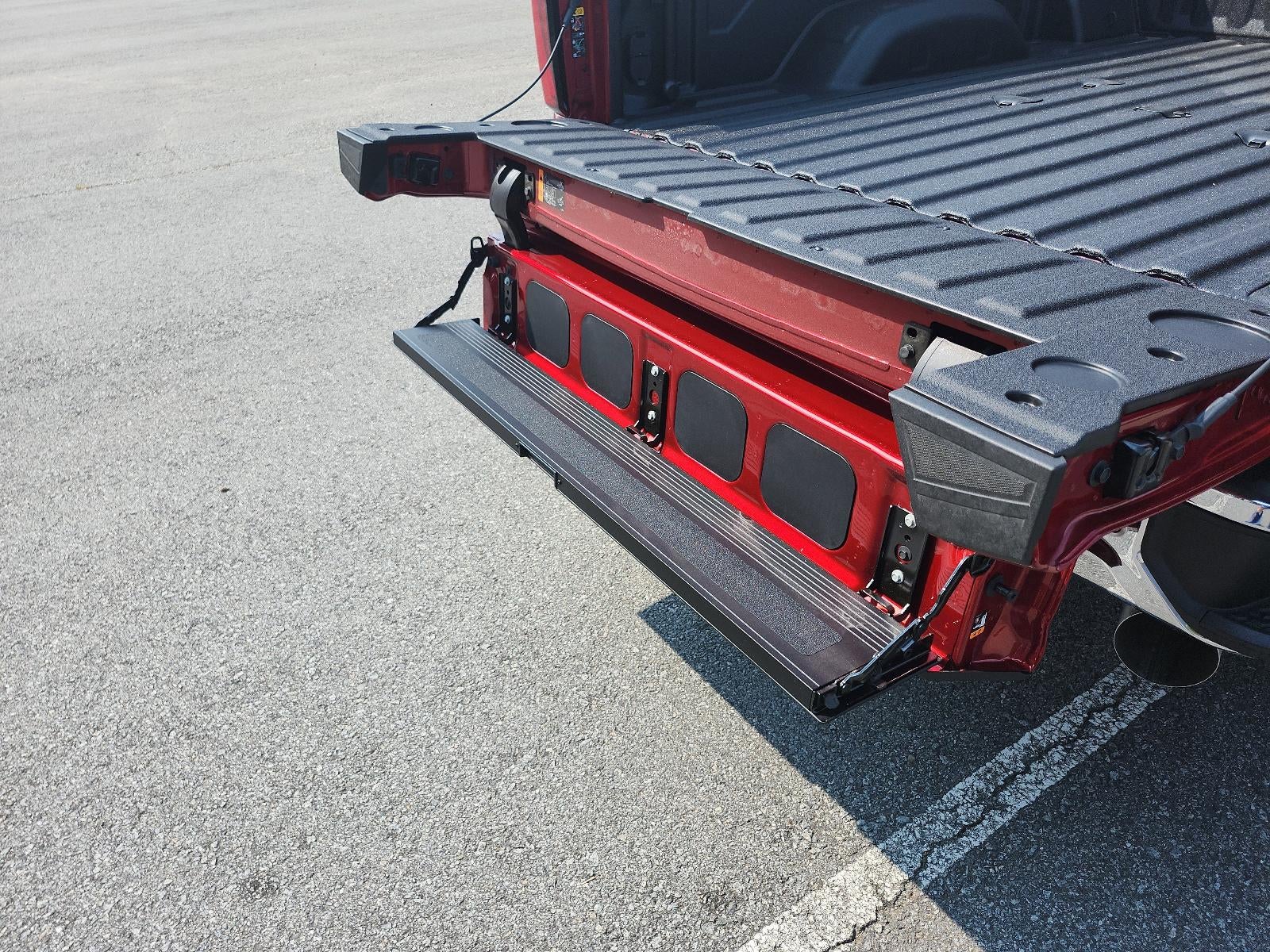 2025 GMC Sierra 2500 HD Crew Cab Standard Box 4-Wheel Drive SLT