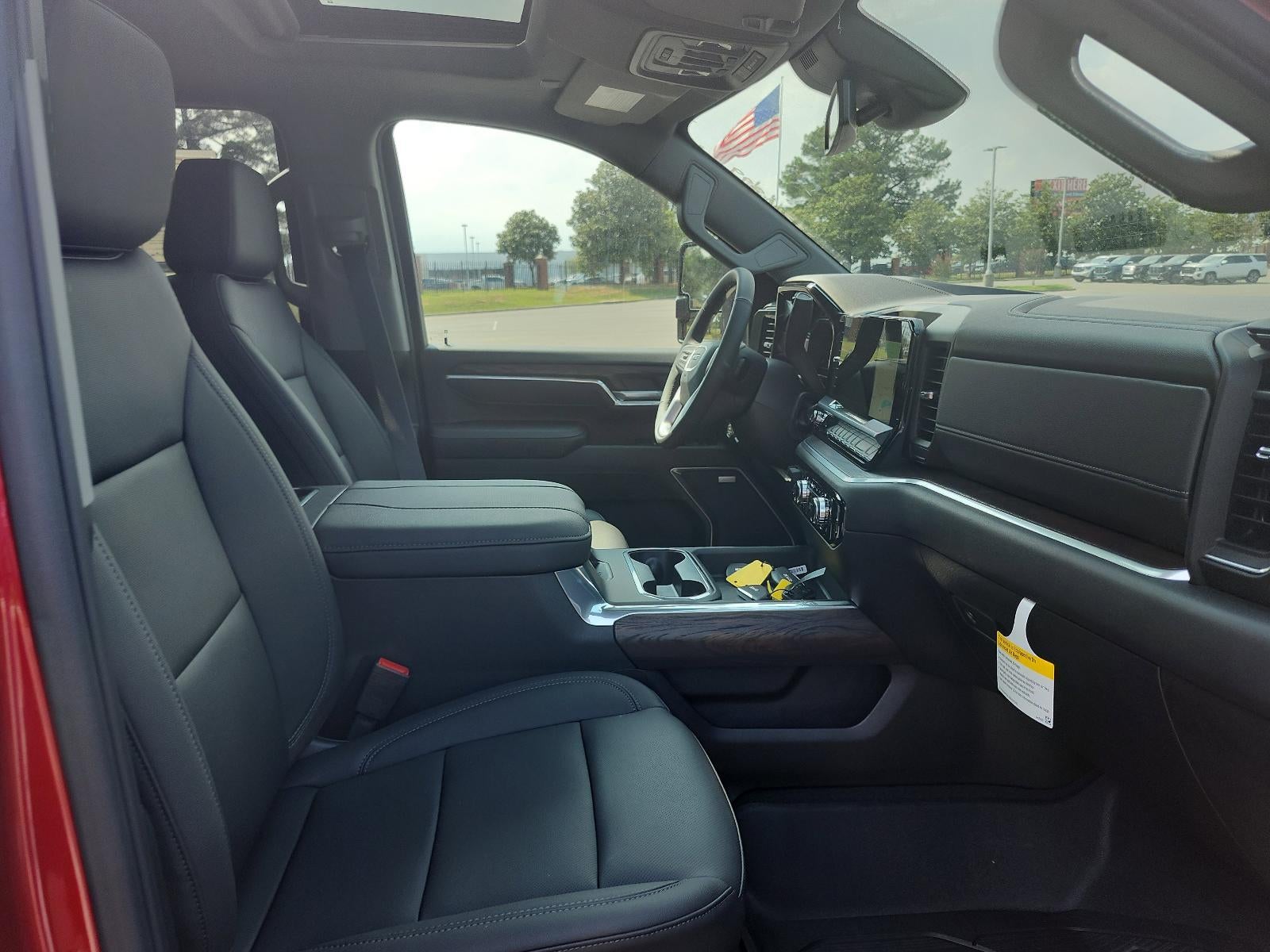 2025 GMC Sierra 2500 HD Crew Cab Standard Box 4-Wheel Drive SLT