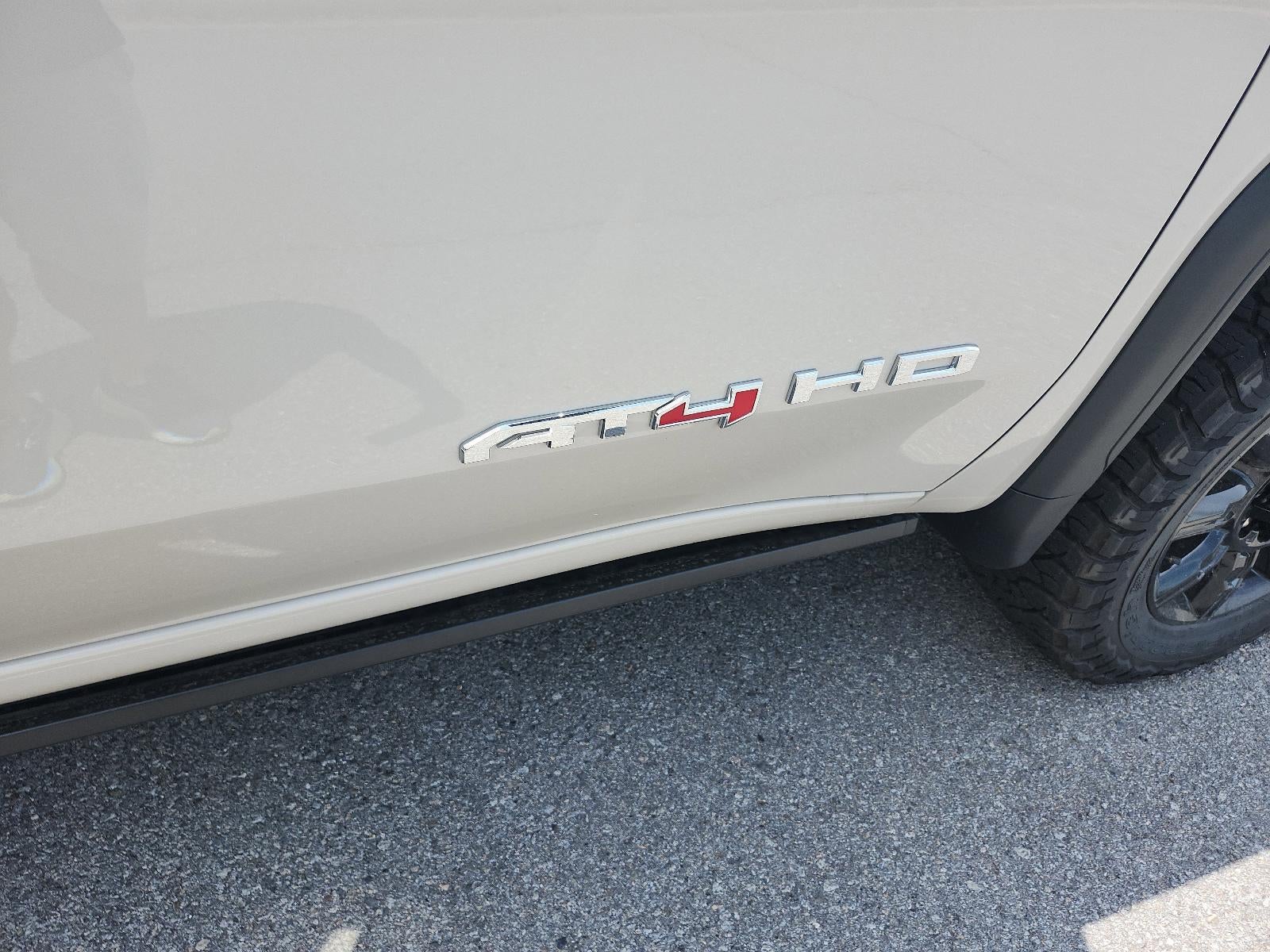 2026 GMC Sierra 2500 HD Crew Cab Standard Box 4-Wheel Drive AT4