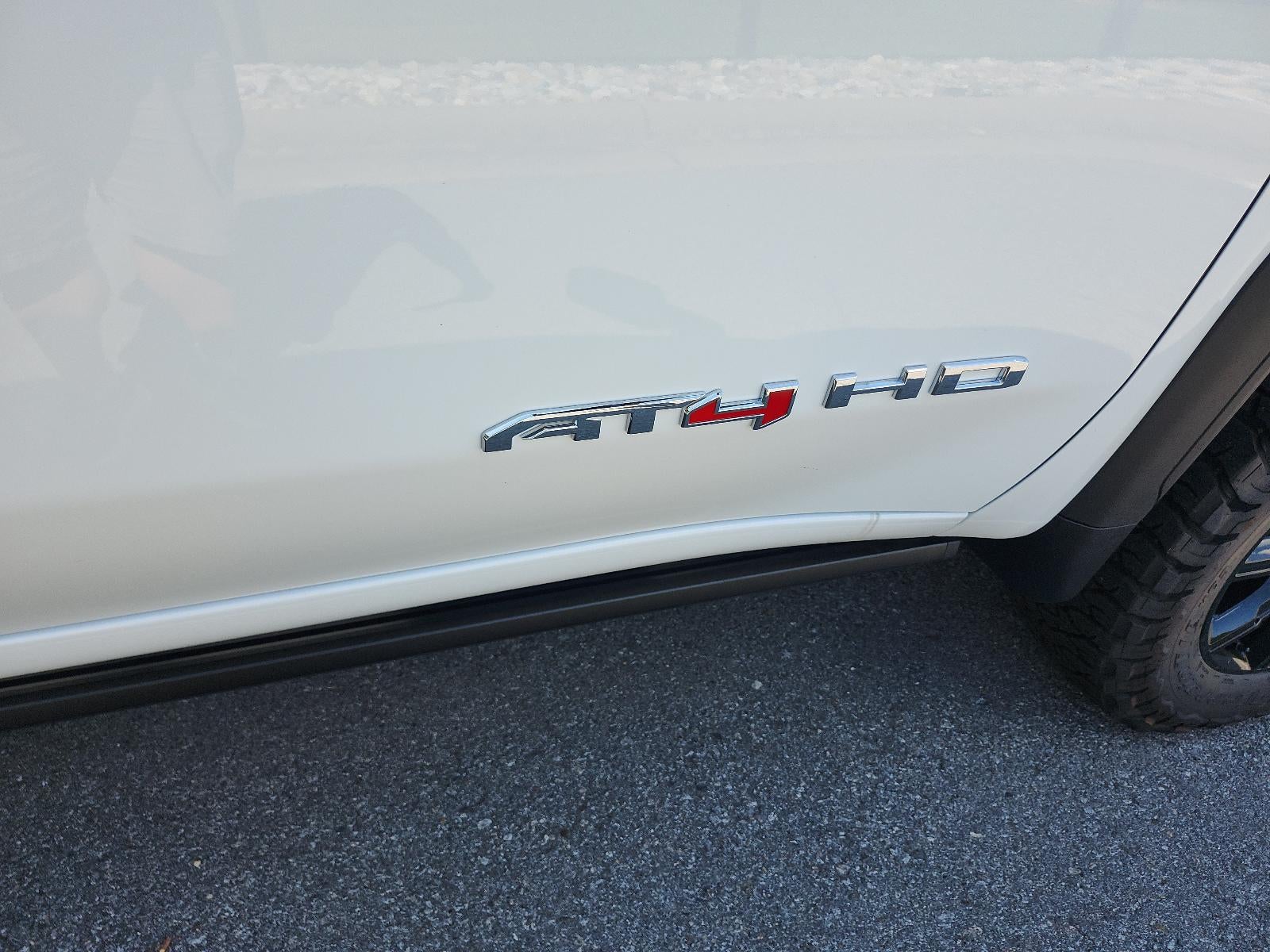 2026 GMC Sierra 2500 HD Crew Cab Standard Box 4-Wheel Drive AT4