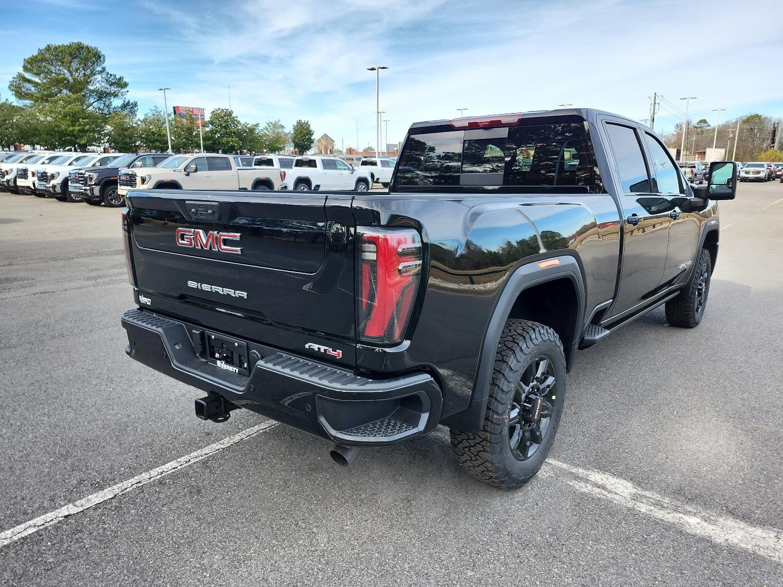 2026 GMC Sierra 2500 HD Crew Cab Standard Box 4-Wheel Drive AT4