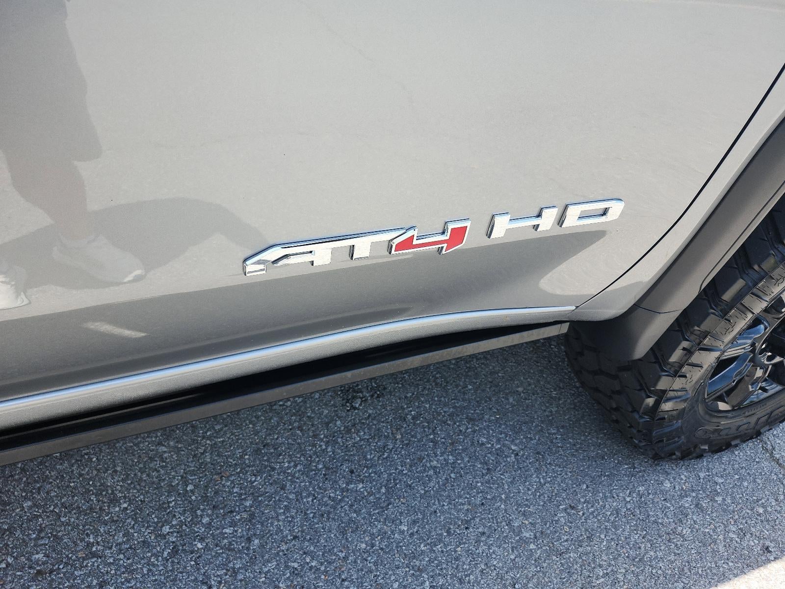 2025 GMC Sierra 2500 HD AT4