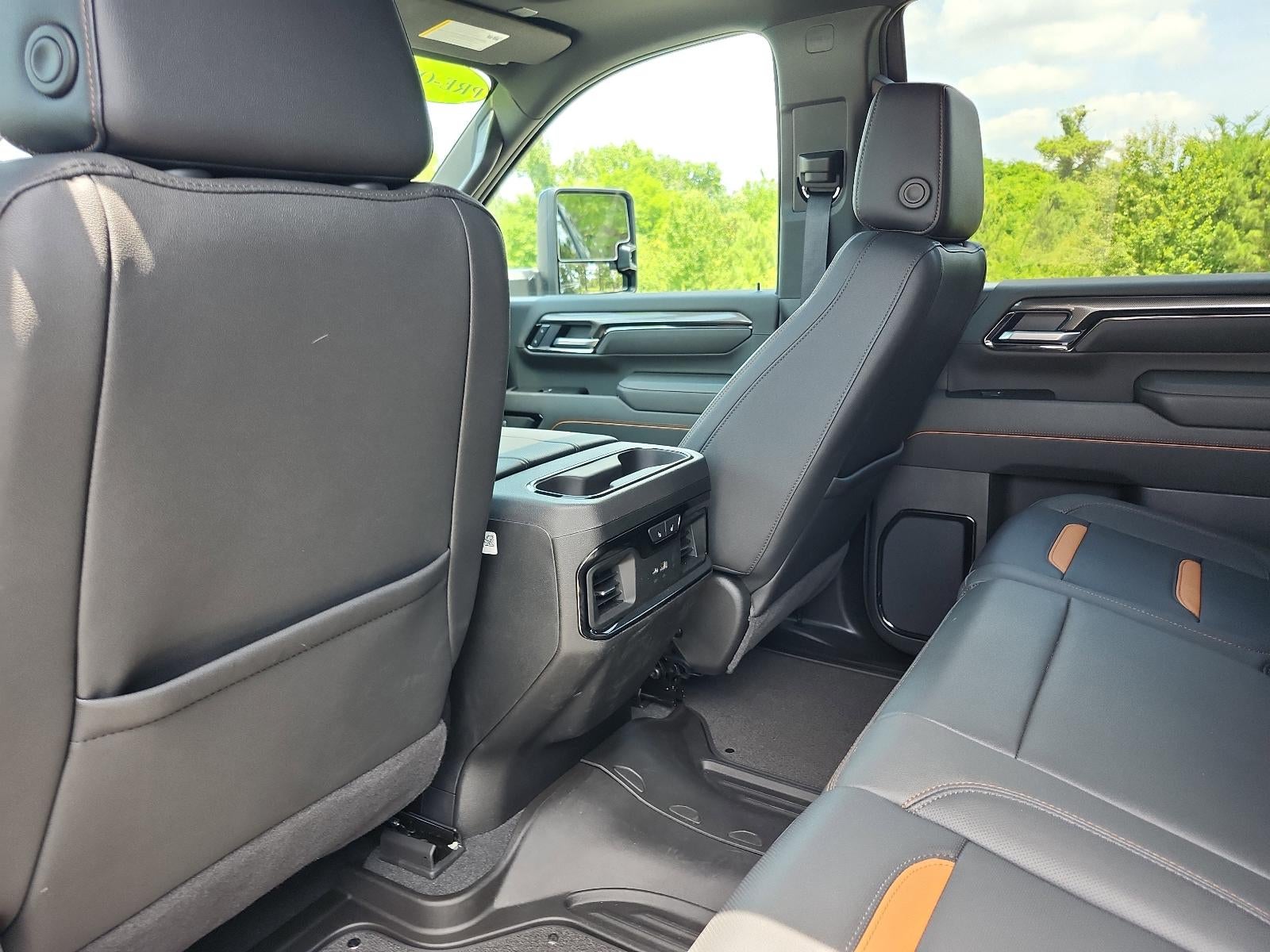 2026 GMC Sierra 2500 HD Crew Cab Standard Box 4-Wheel Drive AT4