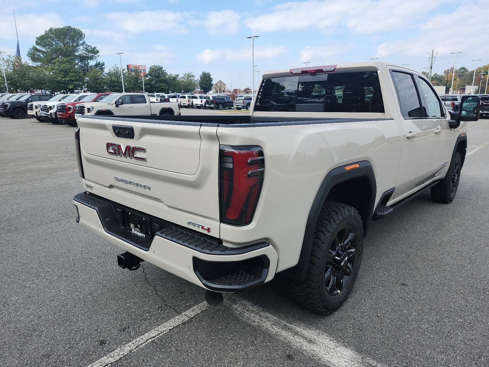 2026 GMC Sierra 2500 HD Crew Cab Standard Box 4-Wheel Drive AT4