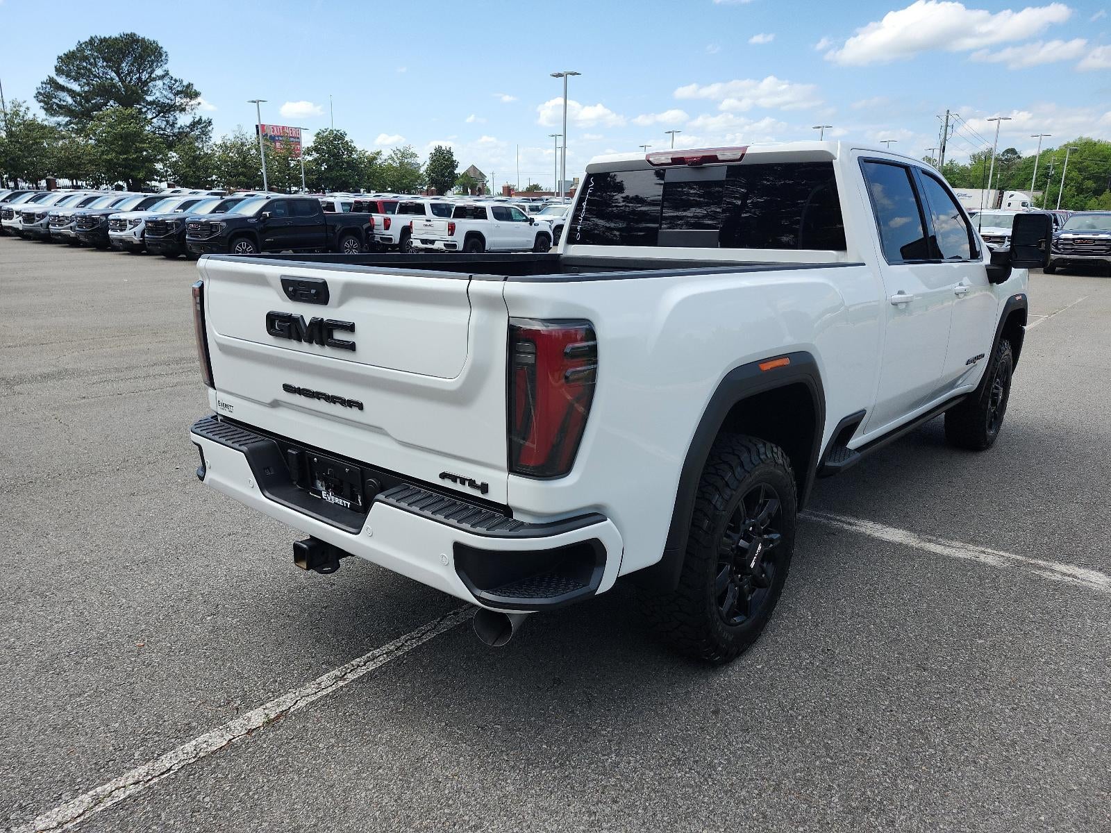 2025 GMC Sierra 2500 HD AT4