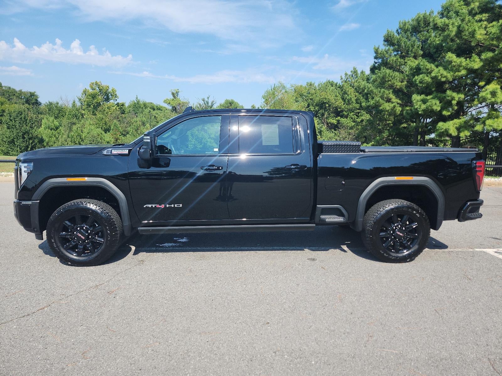 2025 GMC Sierra 2500 HD AT4