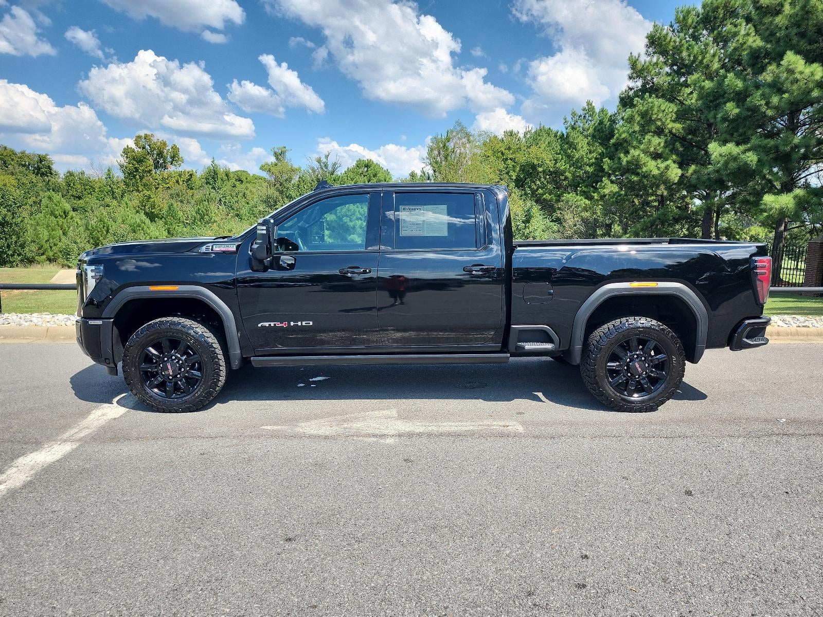 Used 2025 GMC Sierra 2500HD AT4 with VIN 1GT4UPEY2SF350310 for sale in Little Rock