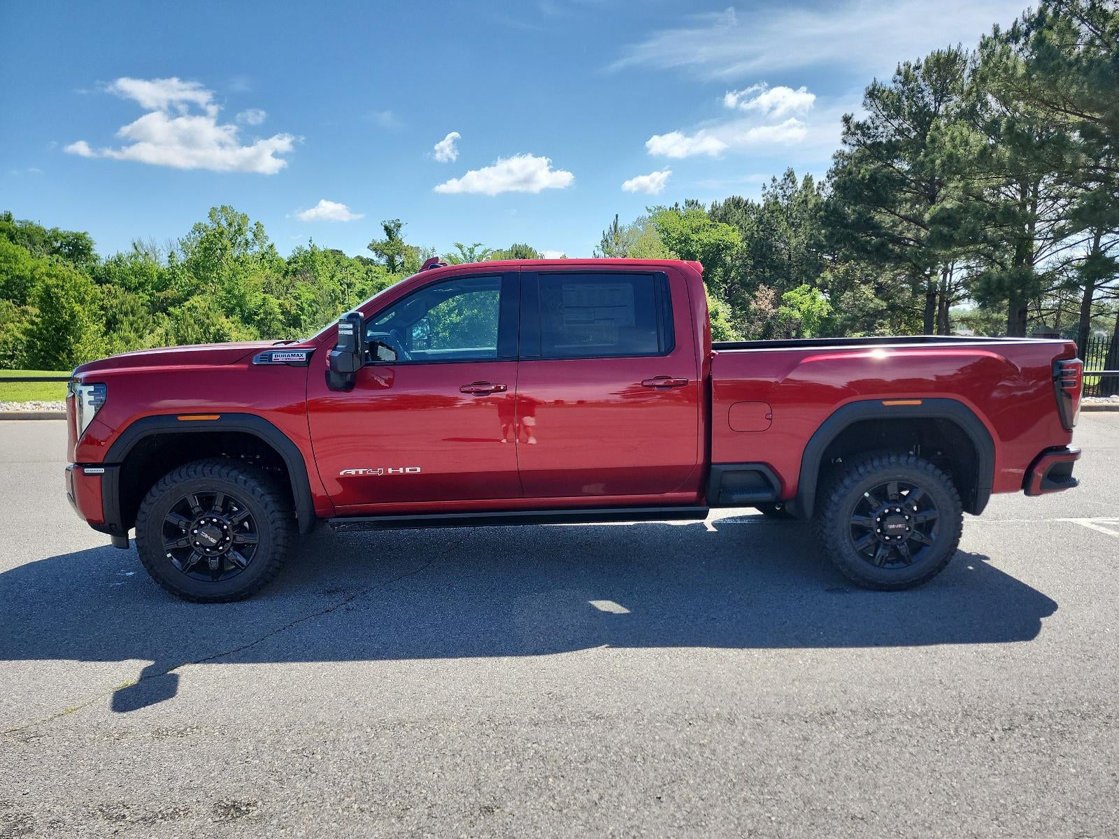 2026 GMC Sierra 2500 HD Crew Cab Standard Box 4-Wheel Drive AT4