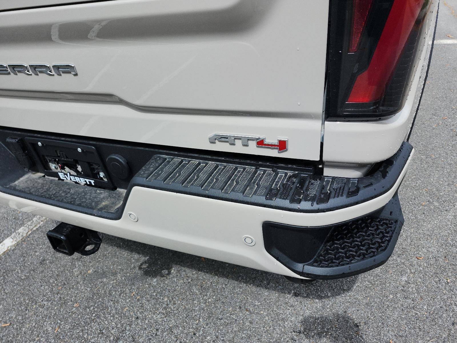 2026 GMC Sierra 2500 HD Crew Cab Long Box 4-Wheel Drive AT4