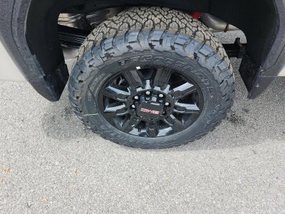 2026 GMC Sierra 2500 HD Crew Cab Long Box 4-Wheel Drive AT4