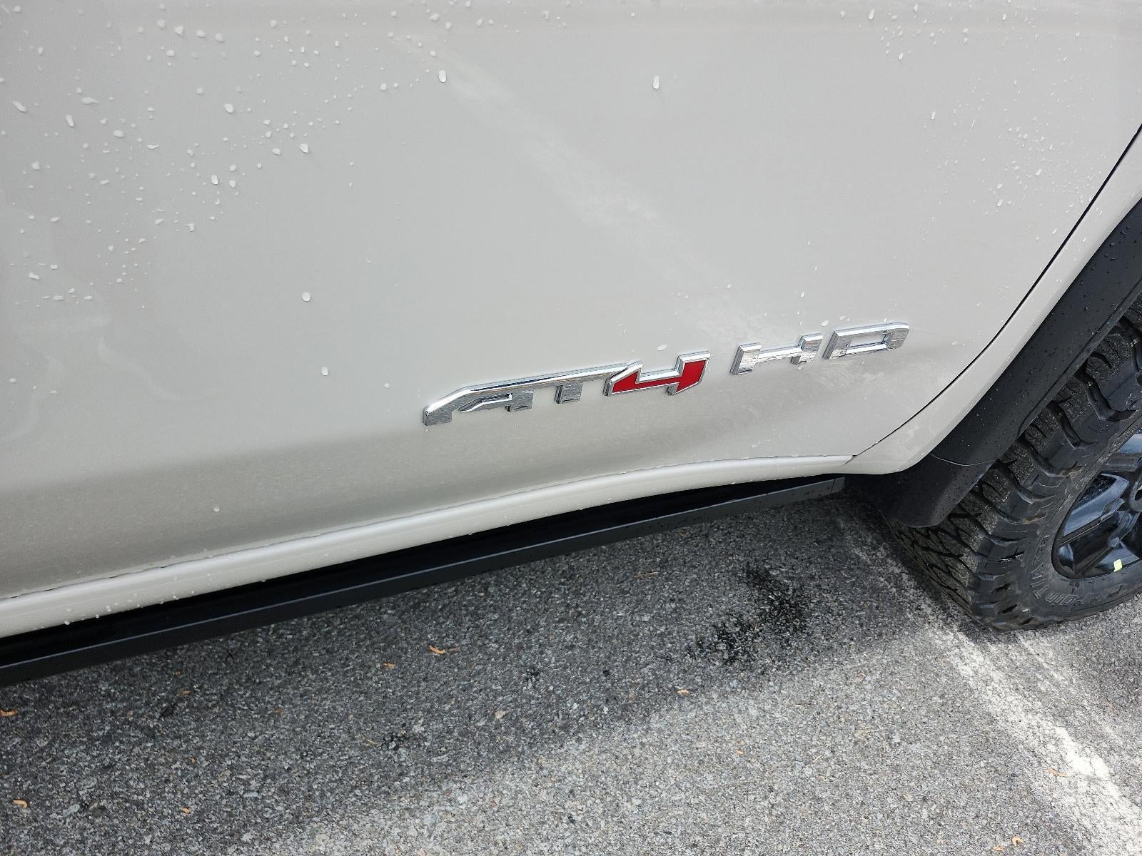 2026 GMC Sierra 2500 HD Crew Cab Long Box 4-Wheel Drive AT4