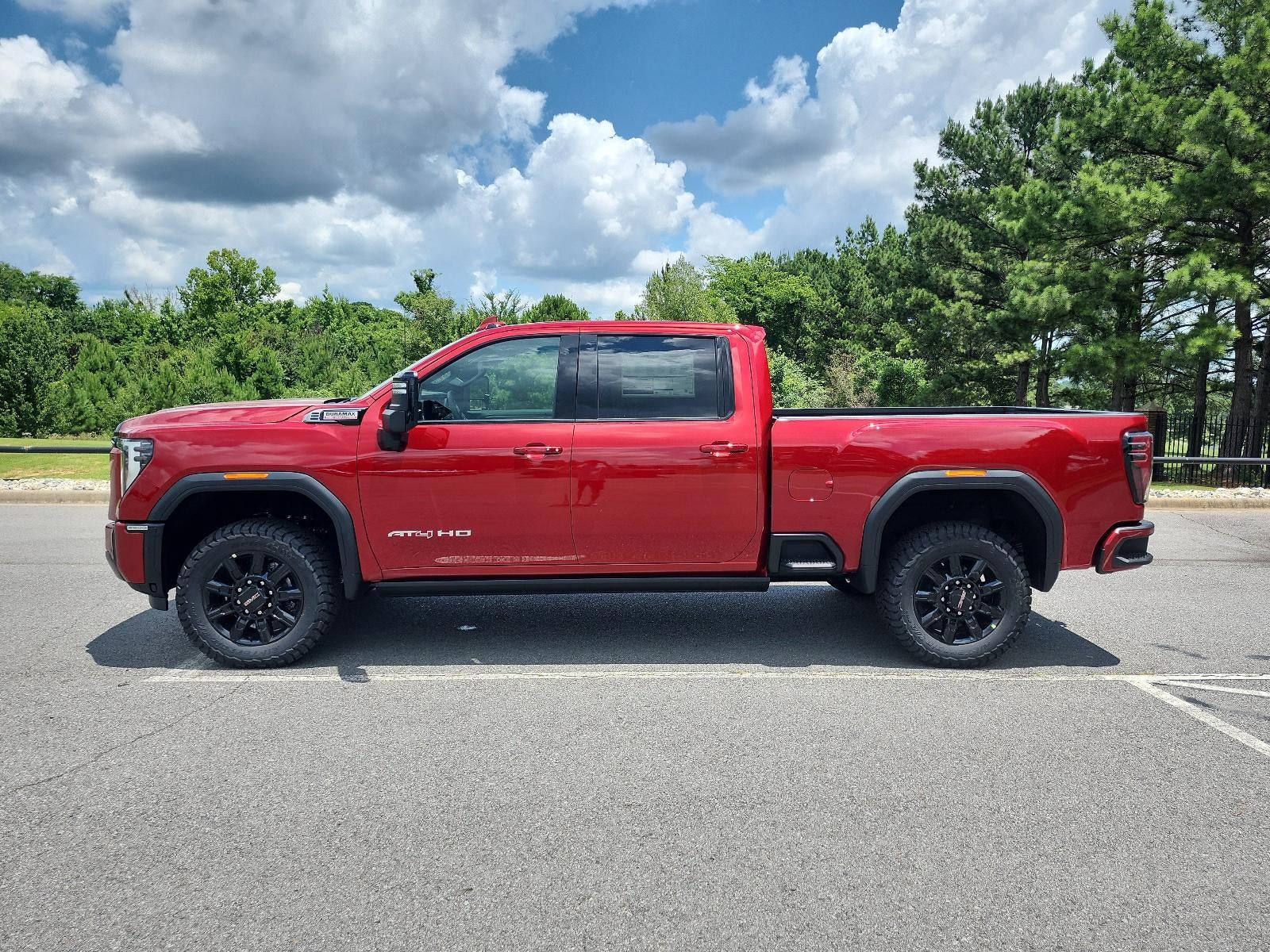 2026 GMC Sierra 2500 HD Crew Cab Standard Box 4-Wheel Drive AT4