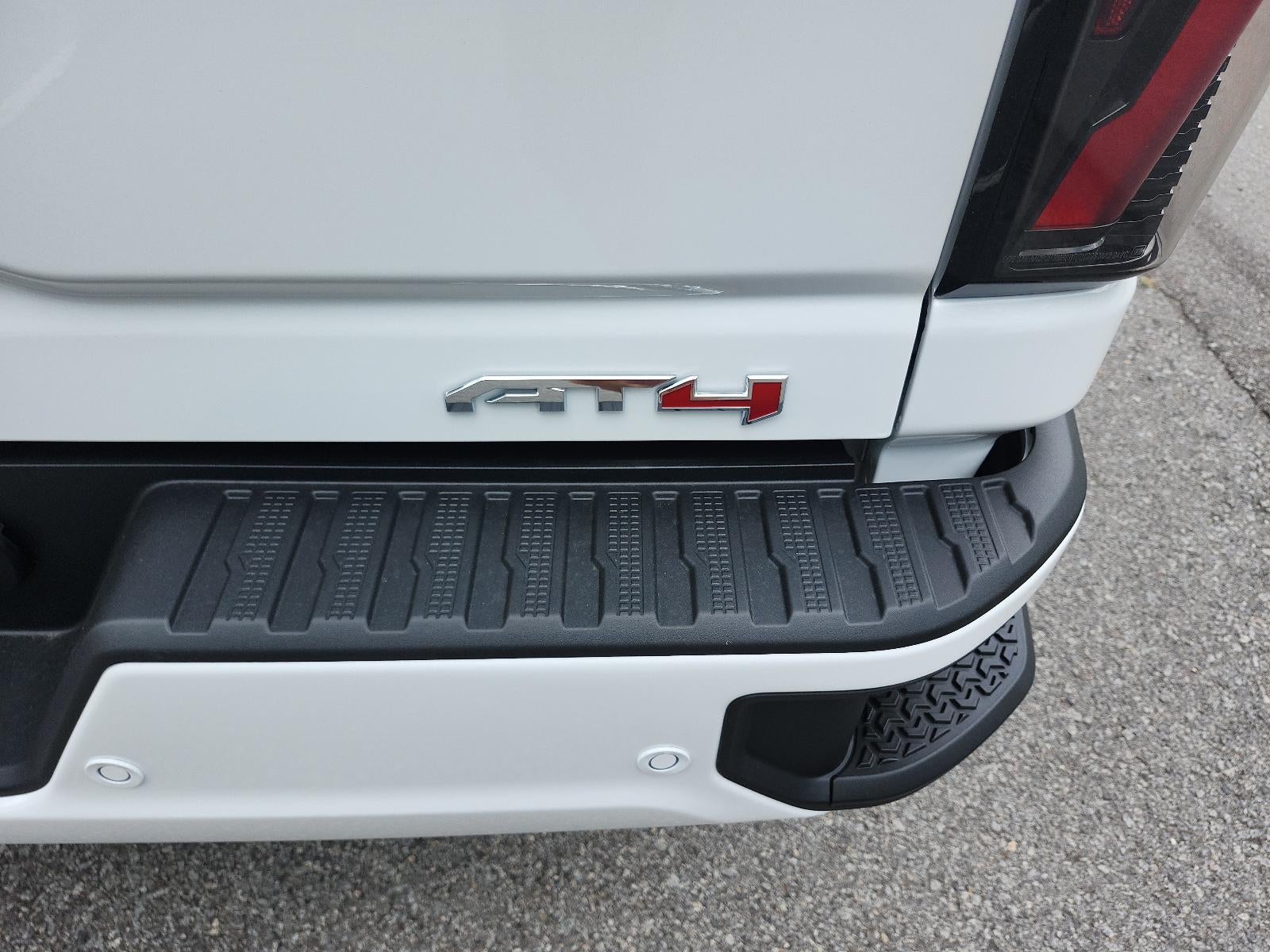 2026 GMC Sierra 2500 HD Crew Cab Standard Box 4-Wheel Drive AT4
