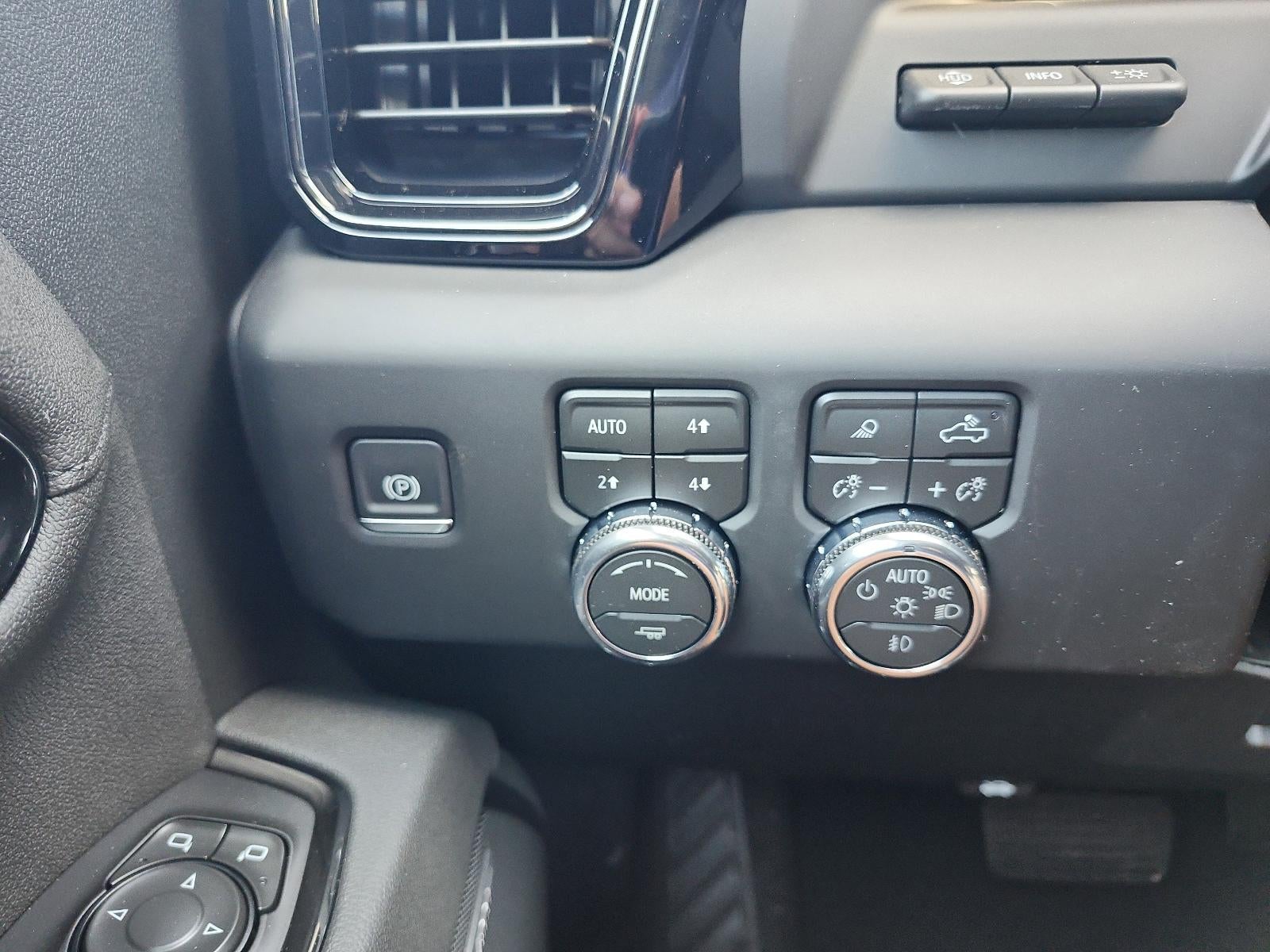 2026 GMC Sierra 2500 HD Crew Cab Long Box 4-Wheel Drive AT4