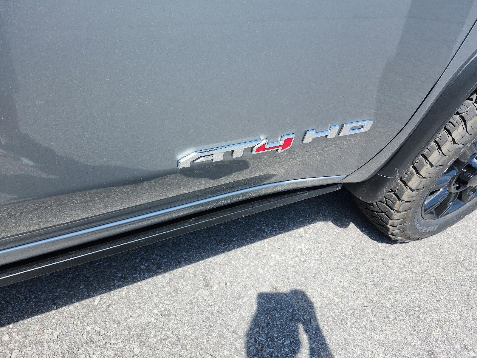 2026 GMC Sierra 2500 HD Crew Cab Long Box 4-Wheel Drive AT4