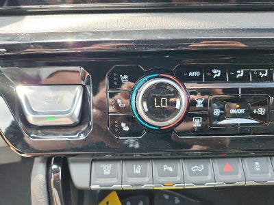2026 GMC Sierra 2500 HD Crew Cab Long Box 4-Wheel Drive AT4