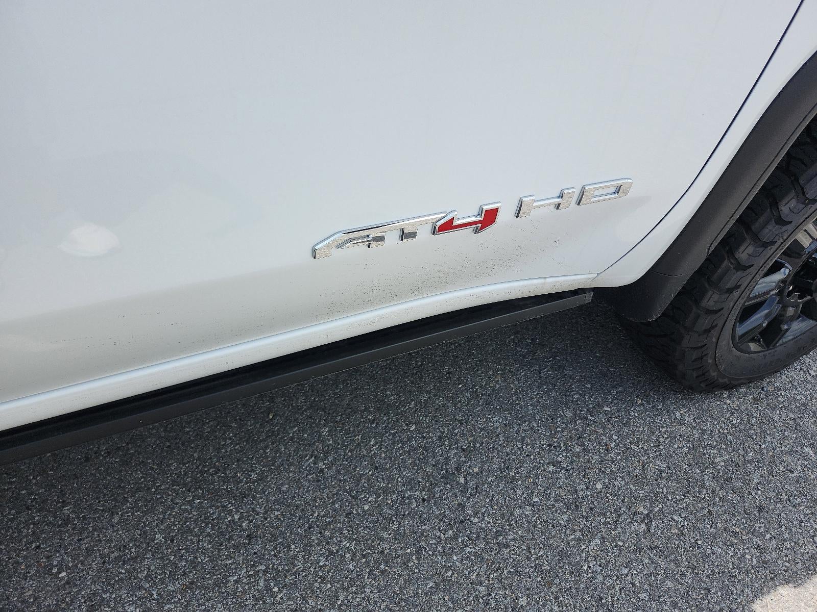 2026 GMC Sierra 2500 HD Crew Cab Long Box 4-Wheel Drive AT4