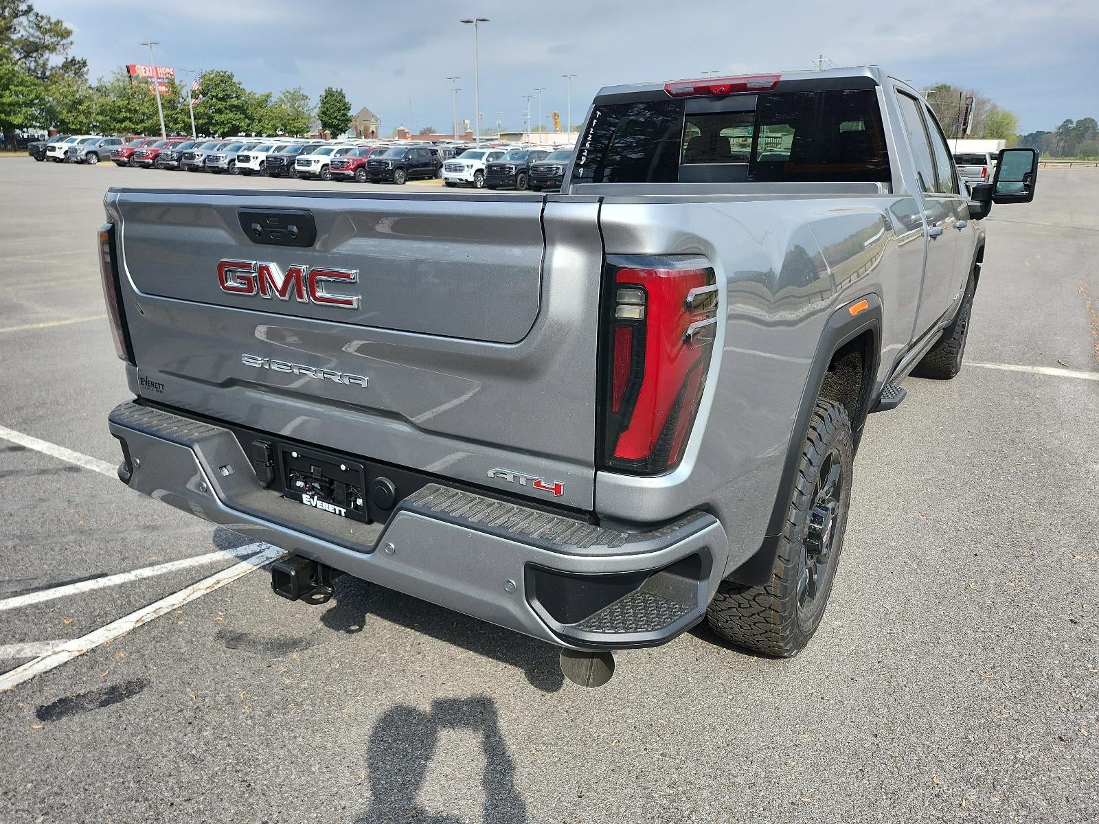 2026 GMC Sierra 2500 HD Crew Cab Long Box 4-Wheel Drive AT4