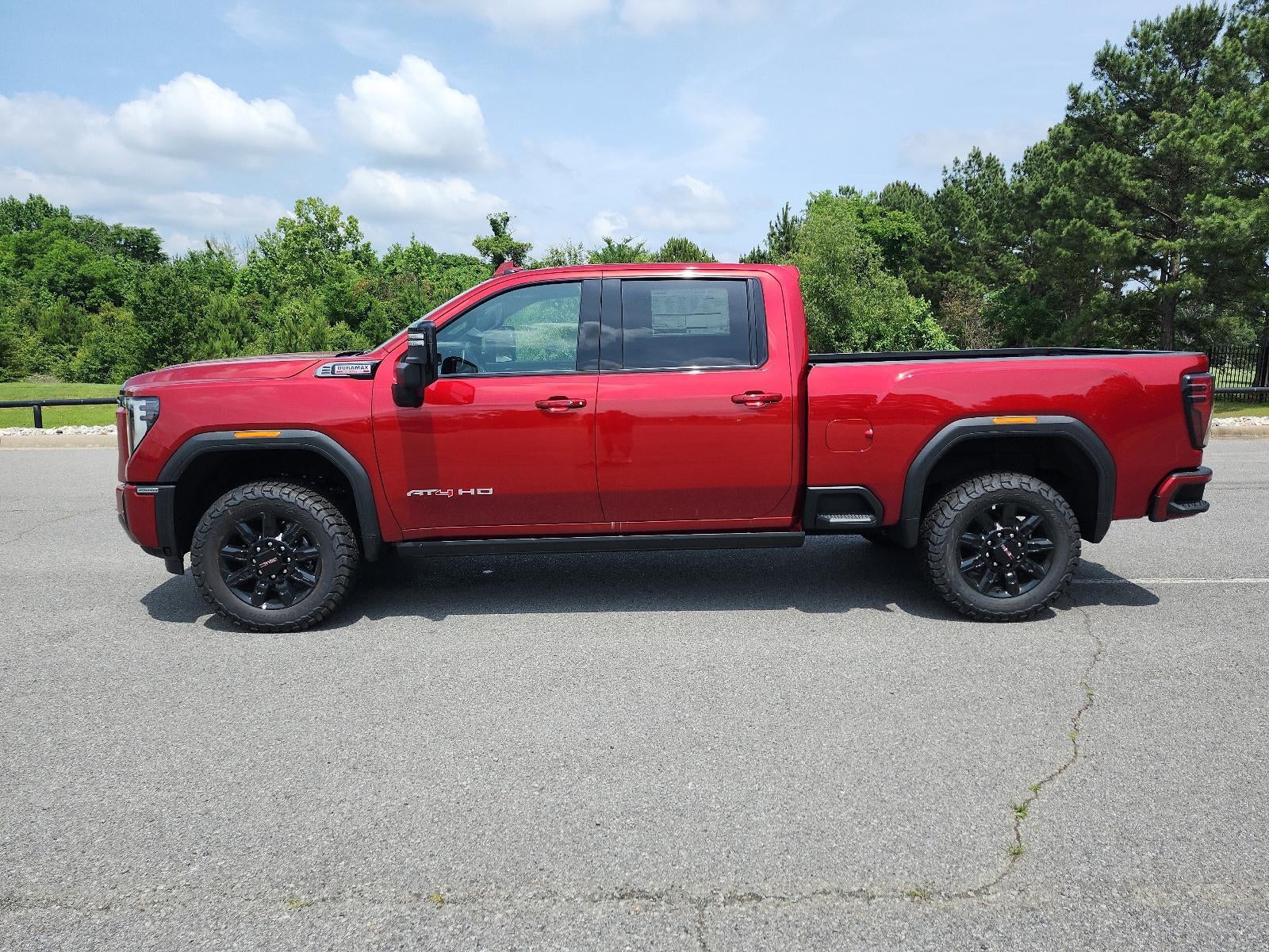 2026 GMC Sierra 2500 HD Crew Cab Standard Box 4-Wheel Drive AT4