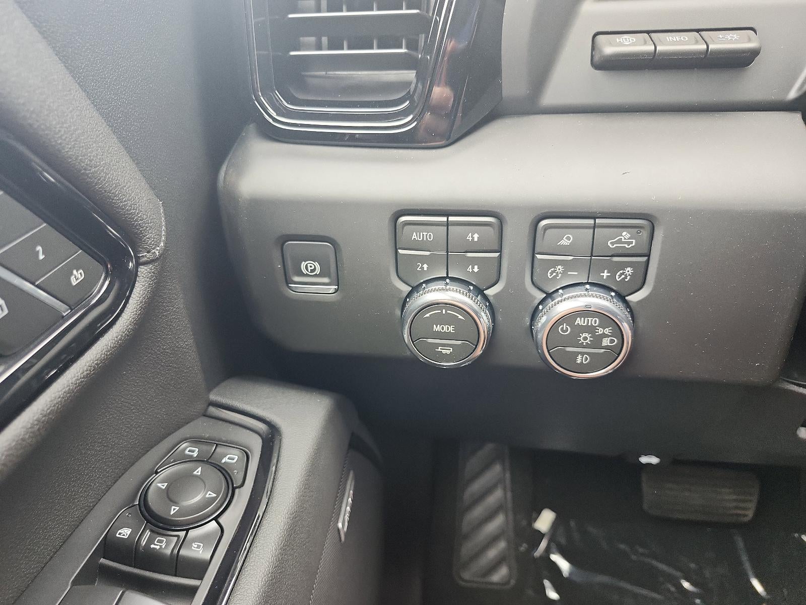 2026 GMC Sierra 2500 HD Crew Cab Standard Box 4-Wheel Drive AT4