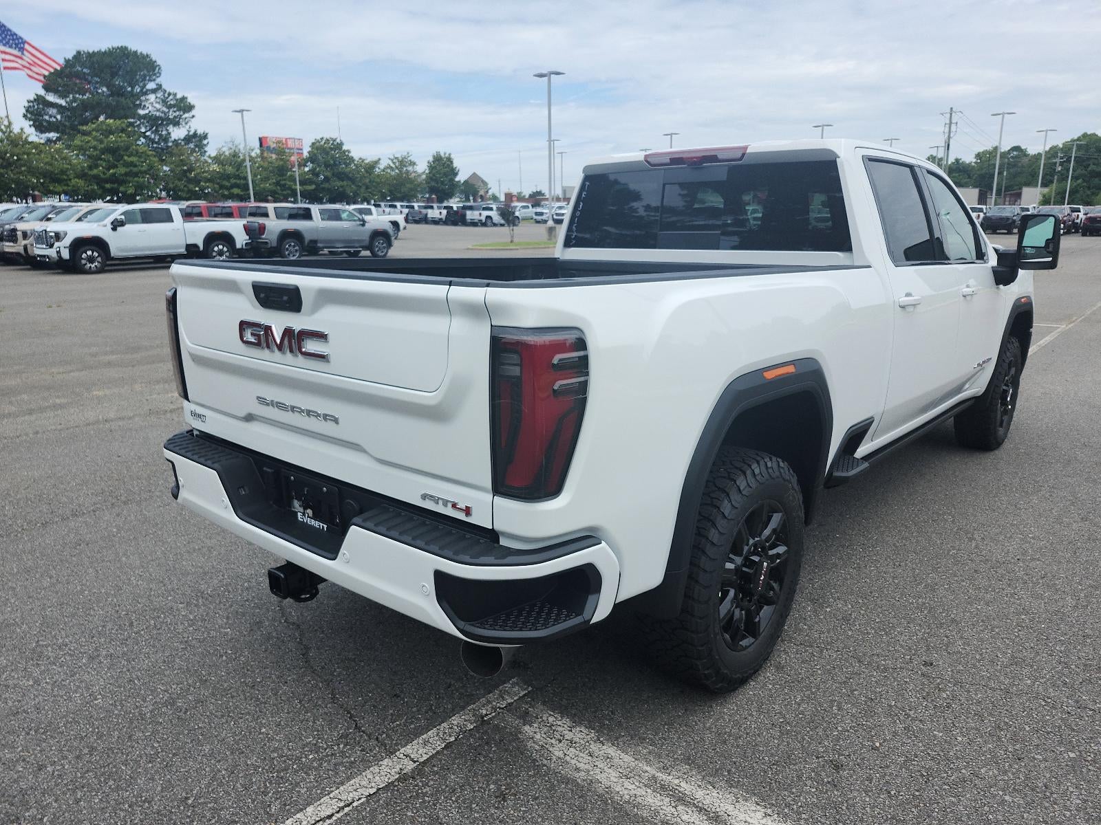 2026 GMC Sierra 2500 HD Crew Cab Standard Box 4-Wheel Drive AT4