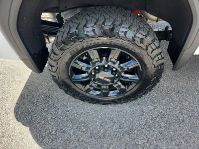 2025 GMC Sierra 2500 HD AT4