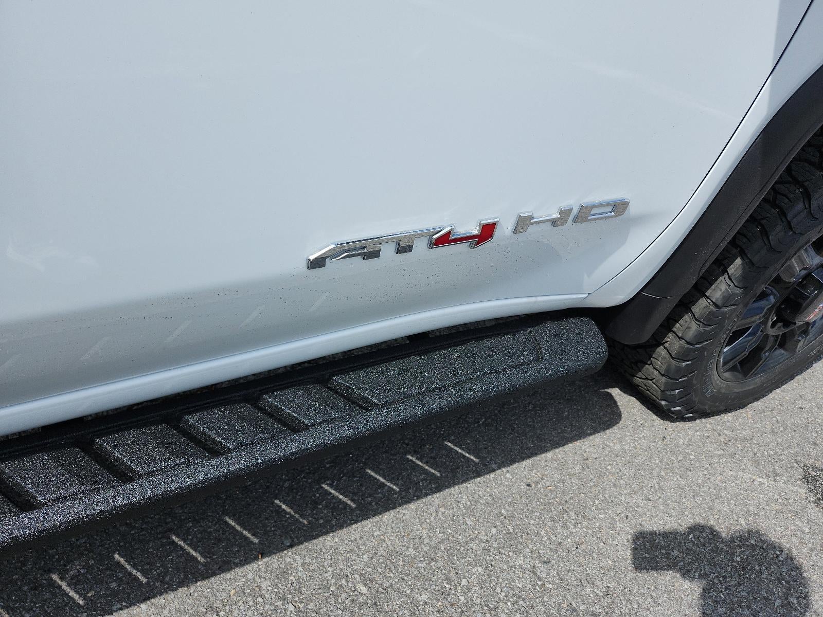 2026 GMC Sierra 2500 HD Crew Cab Standard Box 4-Wheel Drive AT4