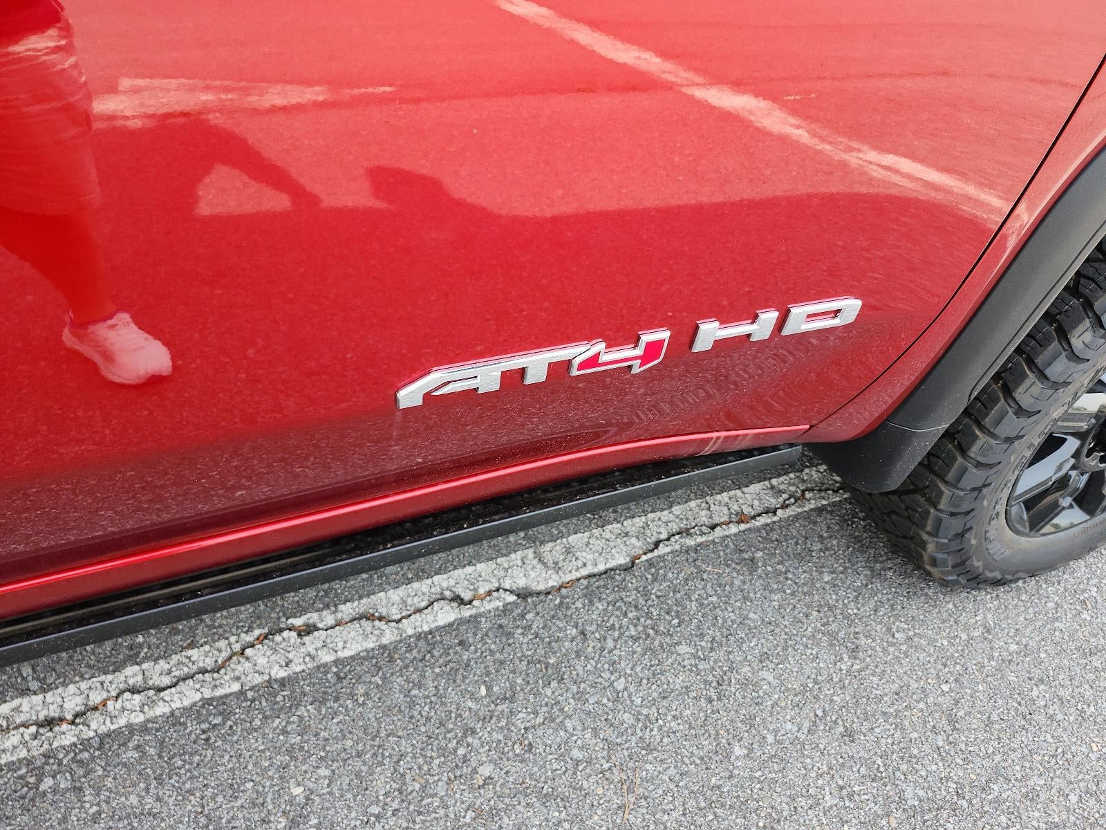 2026 GMC Sierra 2500 HD Crew Cab Long Box 4-Wheel Drive AT4