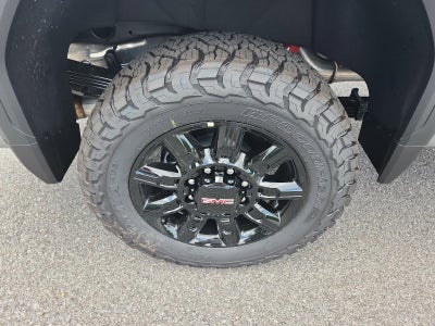 2026 GMC Sierra 2500 HD Crew Cab Standard Box 4-Wheel Drive AT4