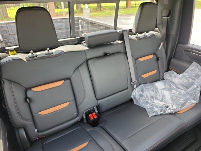 2026 GMC Sierra 2500 HD Crew Cab Standard Box 4-Wheel Drive AT4