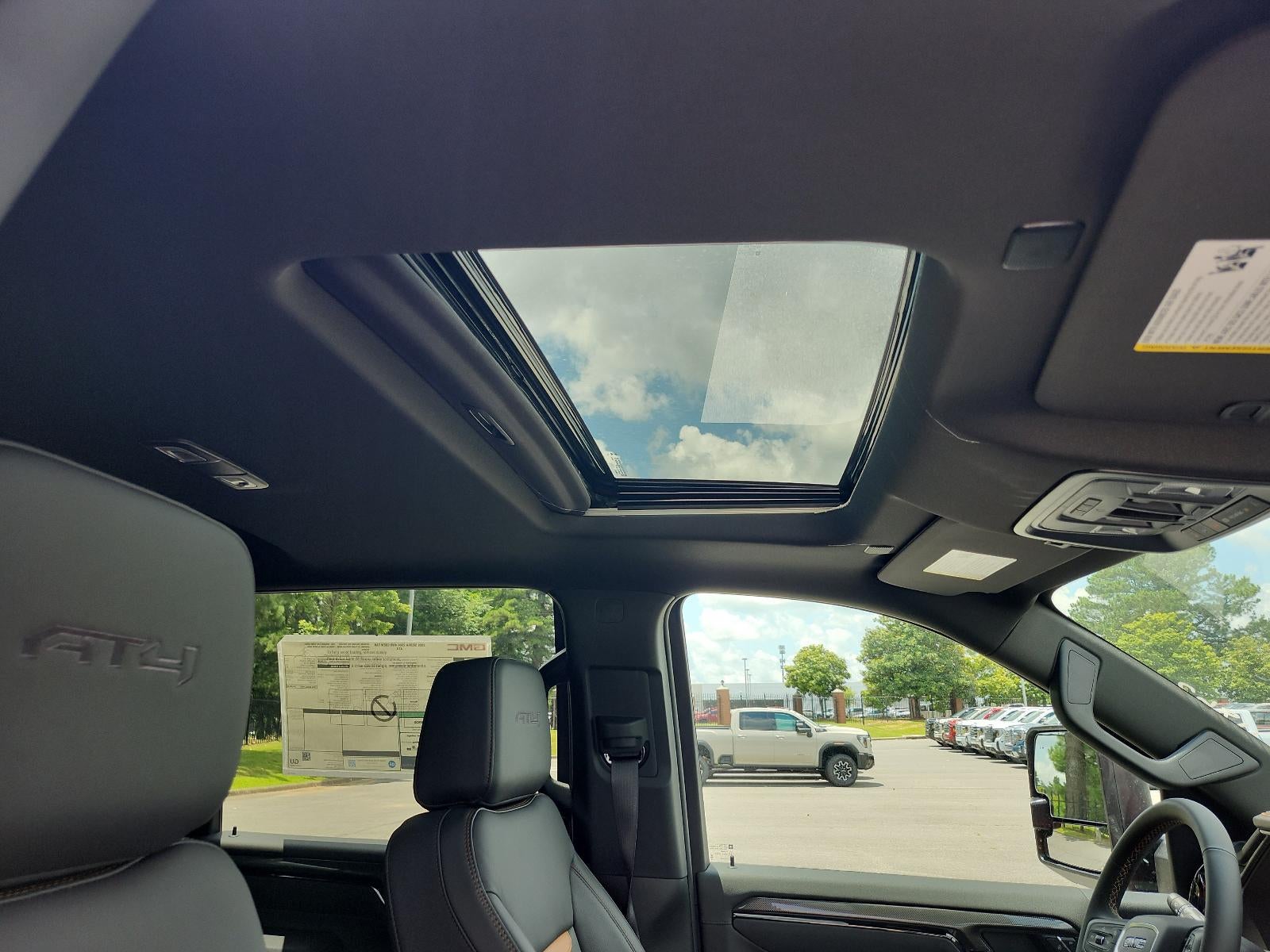 2026 GMC Sierra 2500HD AT4 - Photo 7