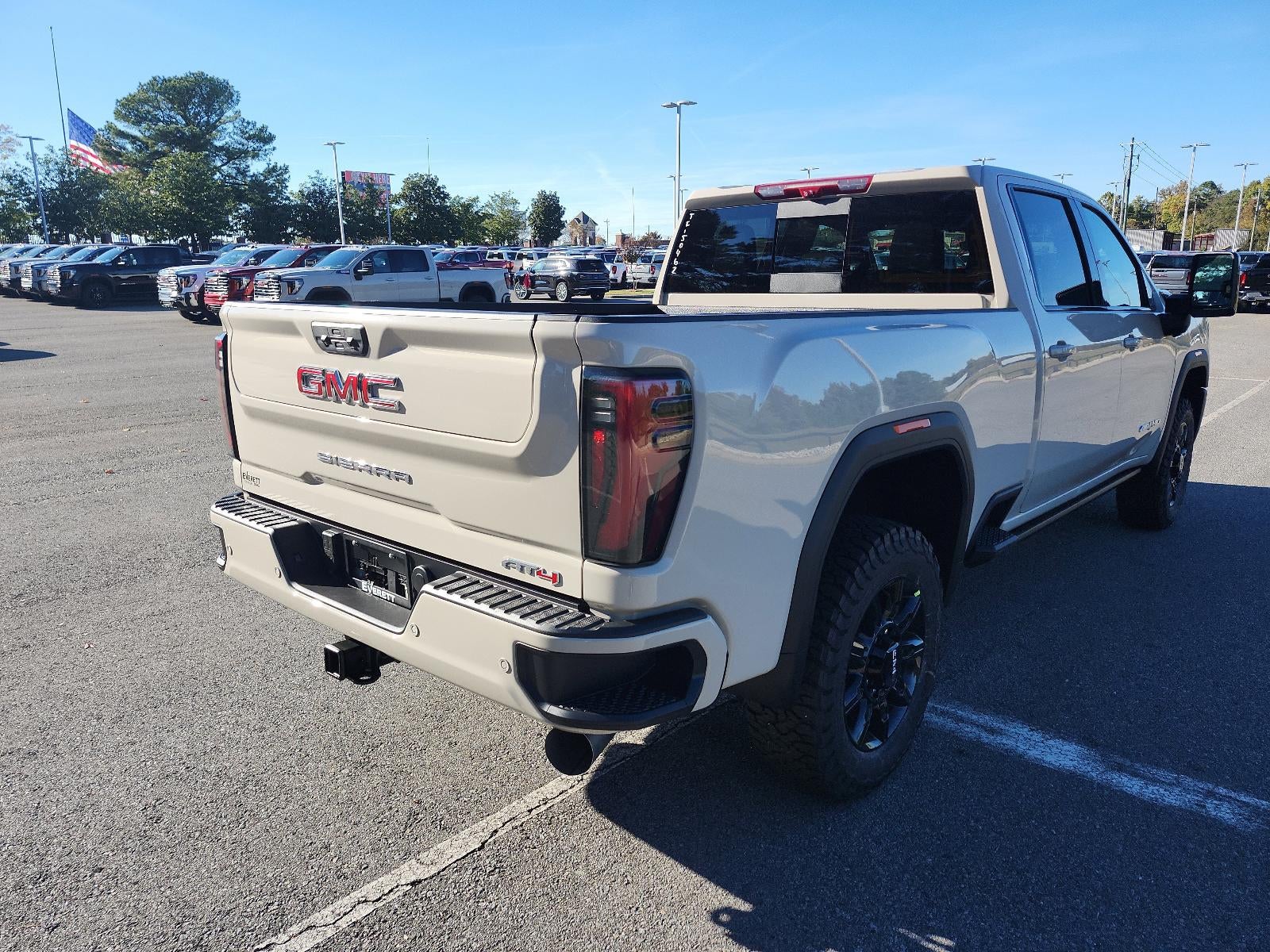 2026 GMC Sierra 2500 HD Crew Cab Standard Box 4-Wheel Drive AT4