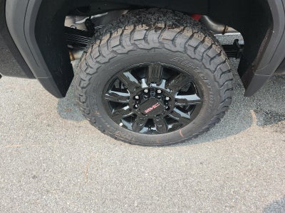 2026 GMC Sierra 2500 HD Crew Cab Standard Box 4-Wheel Drive AT4