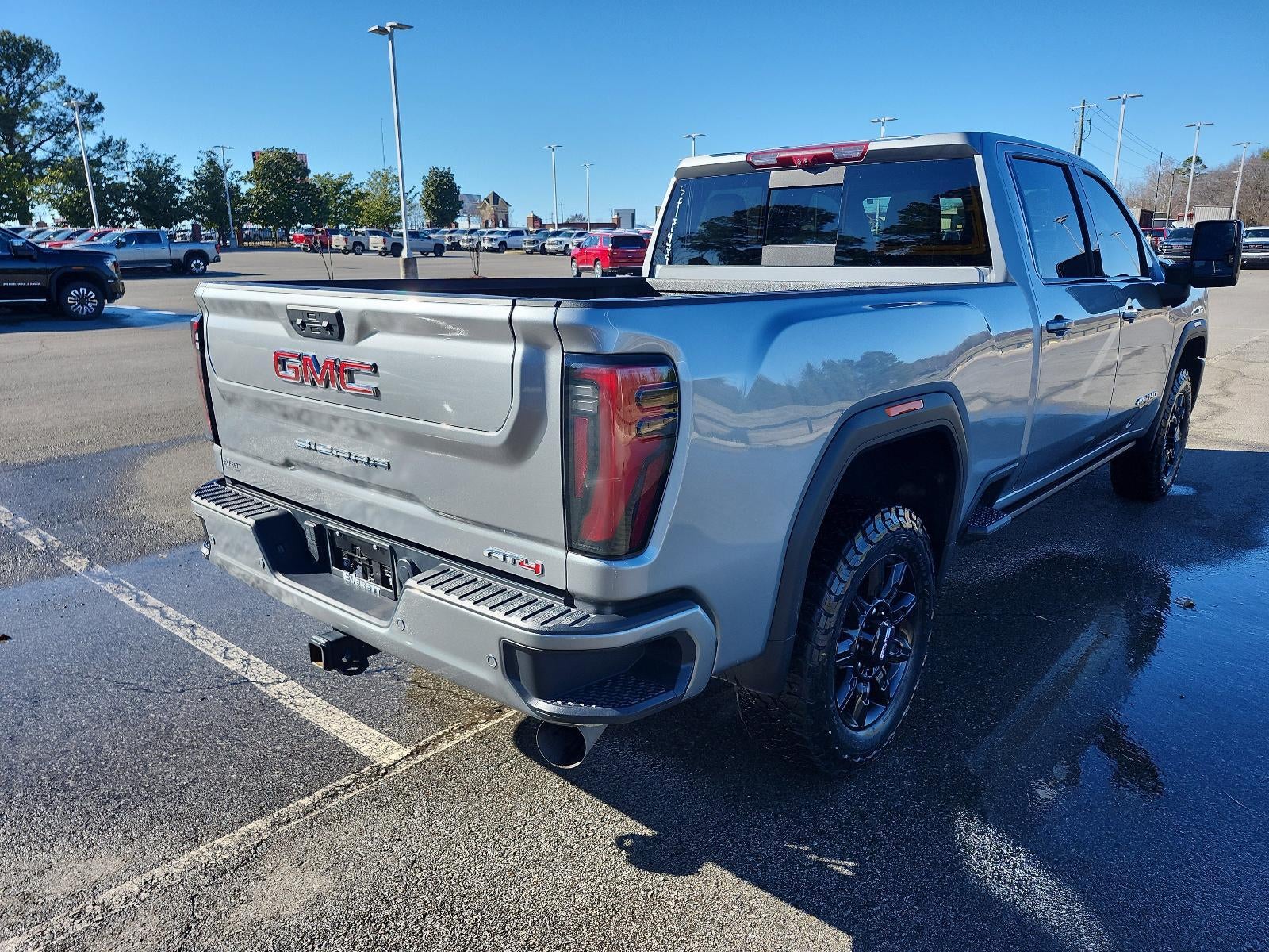 2025 GMC Sierra 2500 HD AT4