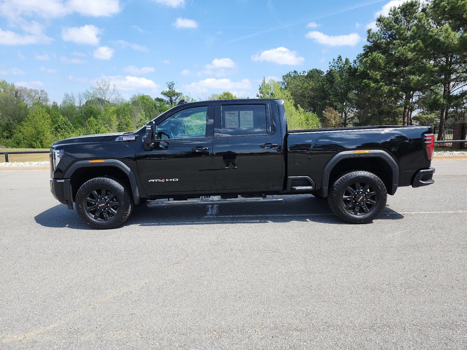 2025 GMC Sierra 2500 HD AT4