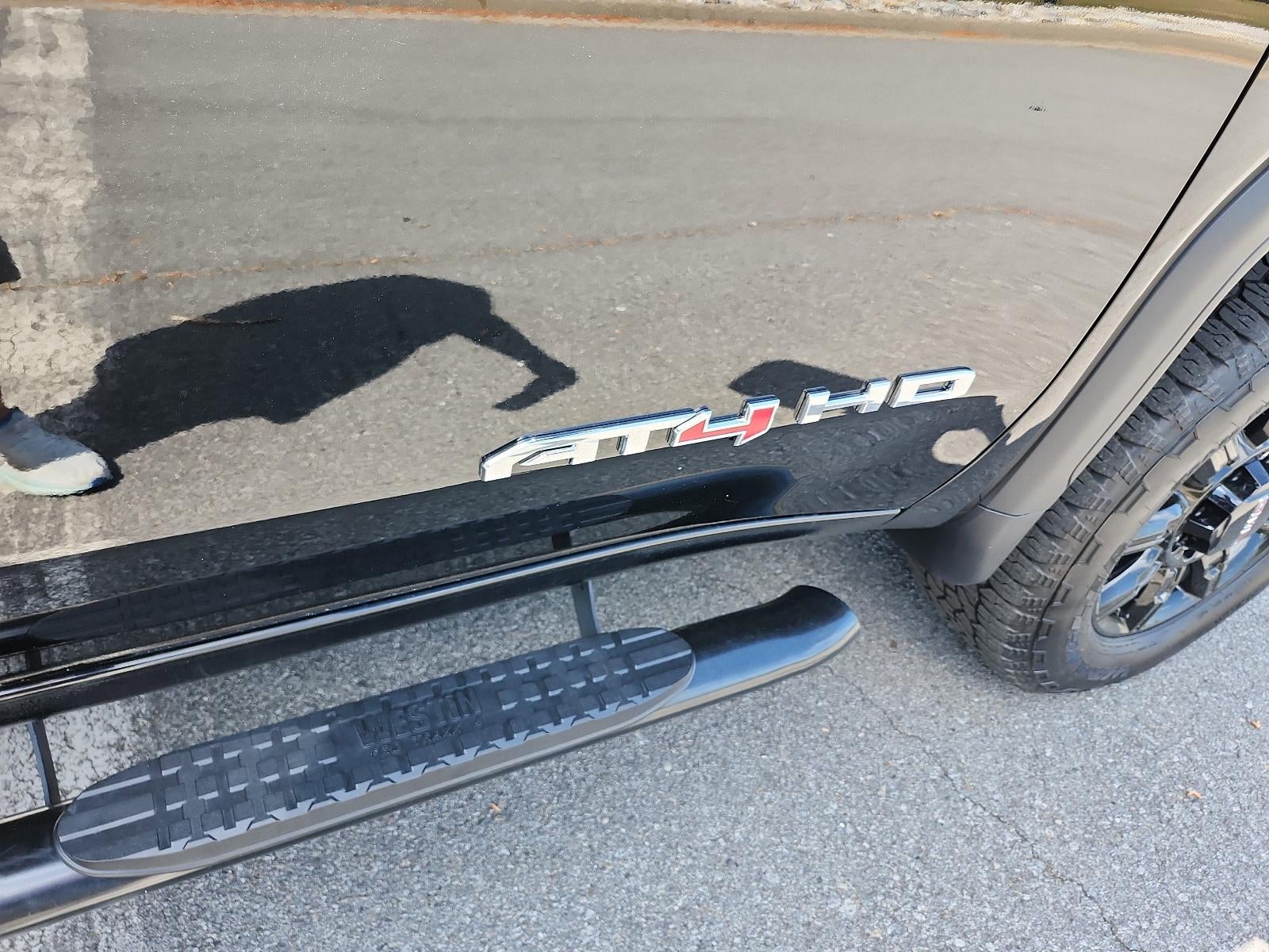 2025 GMC Sierra 2500 HD AT4