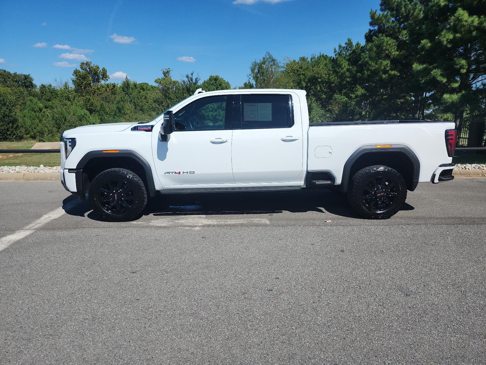 Used 2026 GMC Sierra 2500HD AT4 with VIN 1GT4UPEYXTF219093 for sale in Little Rock
