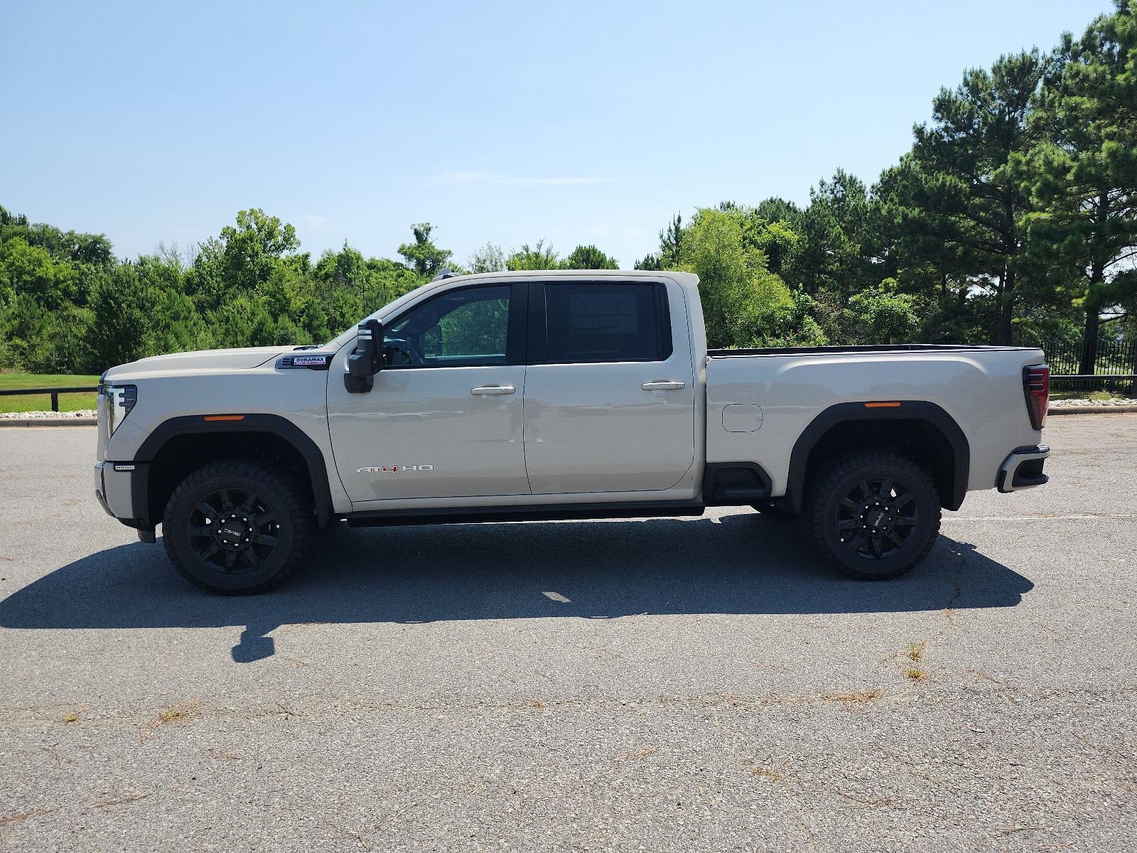 2026 GMC Sierra 2500 HD Crew Cab Standard Box 4-Wheel Drive AT4