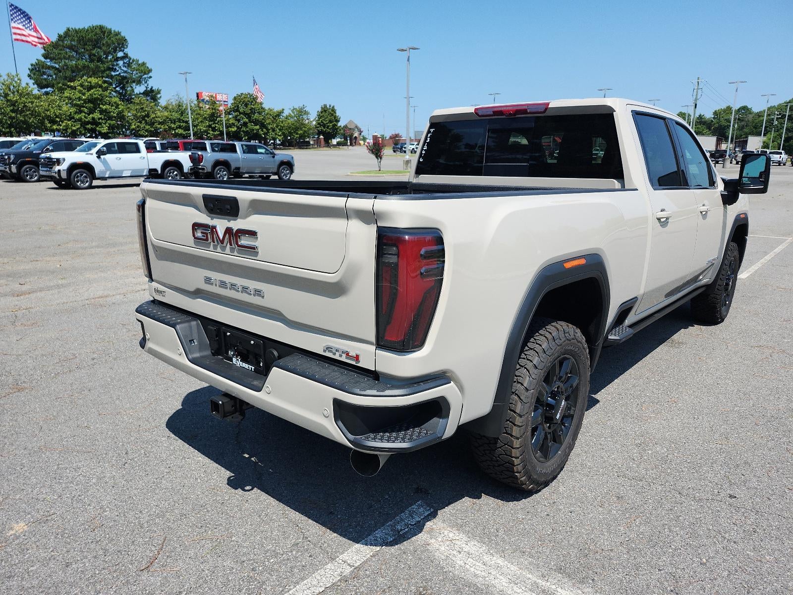2026 GMC Sierra 2500 HD Crew Cab Standard Box 4-Wheel Drive AT4