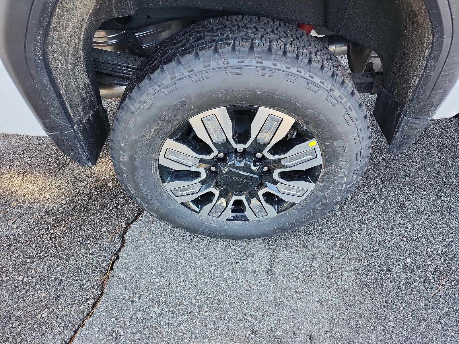 2026 GMC Sierra 2500 HD Crew Cab Standard Box 4-Wheel Drive Denali