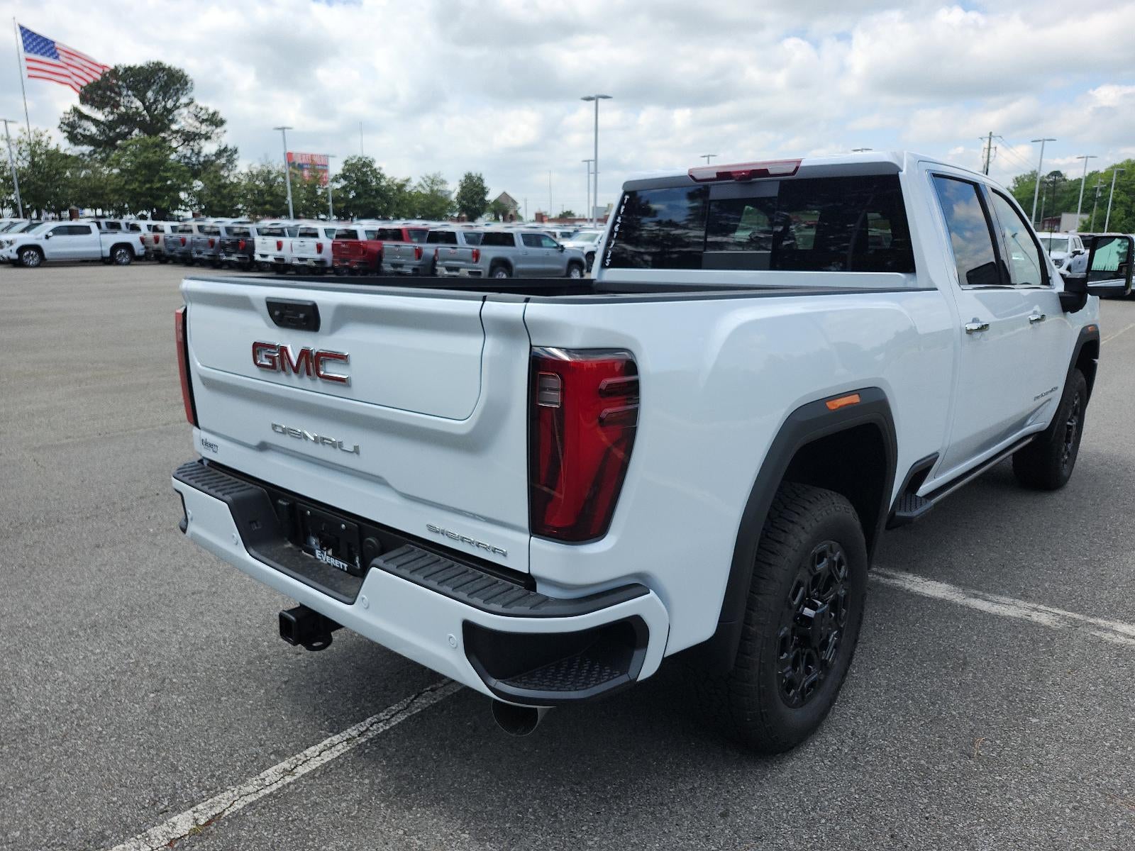 2026 GMC Sierra 2500 HD Crew Cab Standard Box 4-Wheel Drive Denali