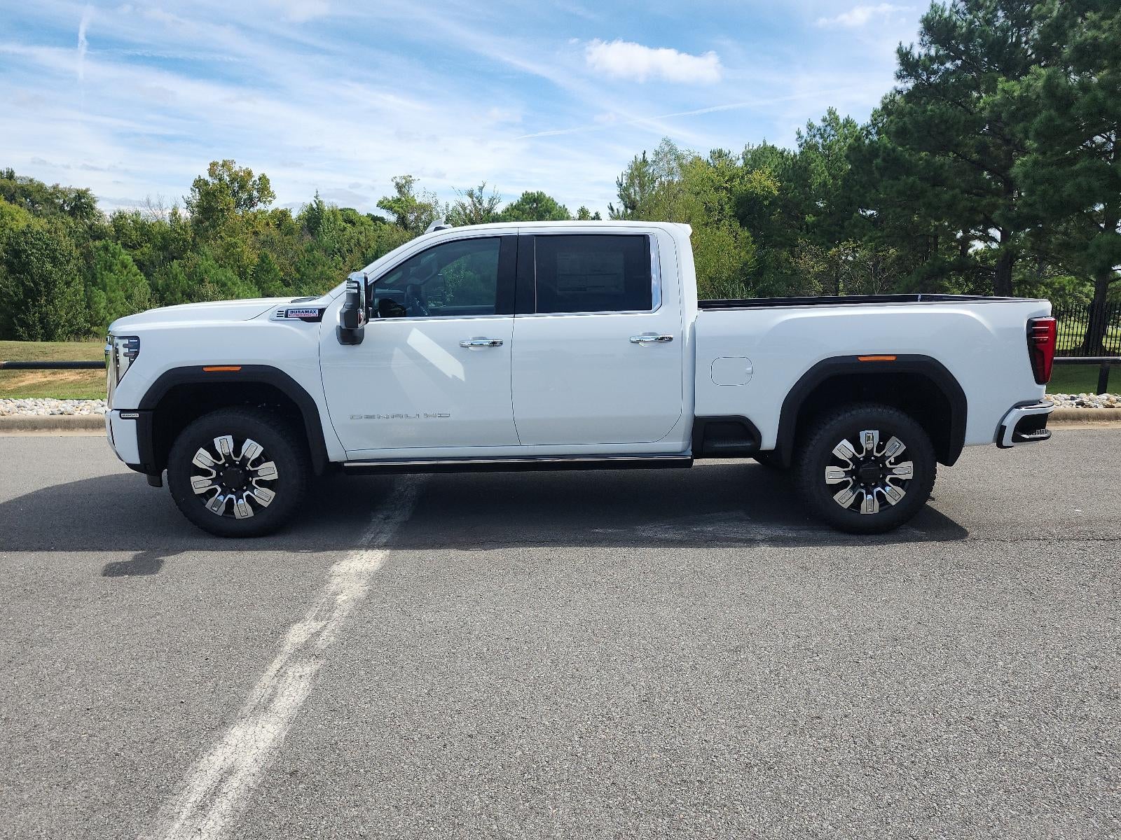 2026 GMC Sierra 2500 HD Crew Cab Standard Box 4-Wheel Drive Denali