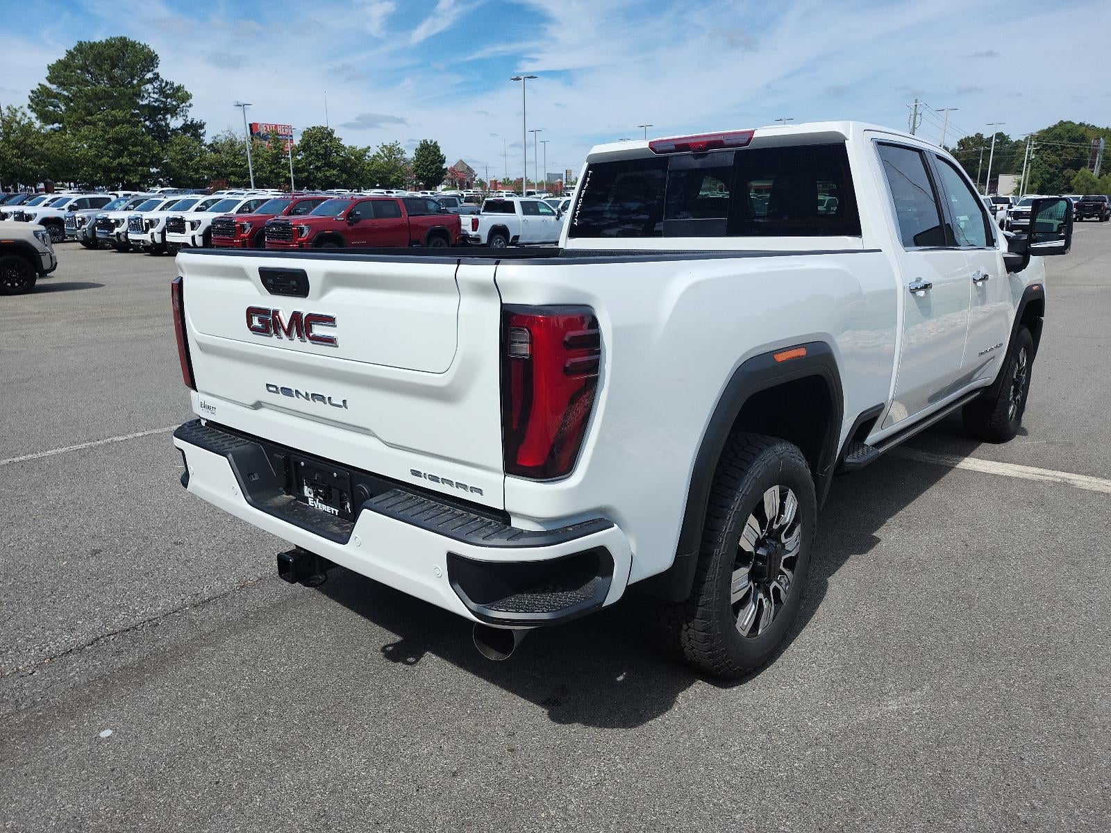 2026 GMC Sierra 2500 HD Crew Cab Standard Box 4-Wheel Drive Denali